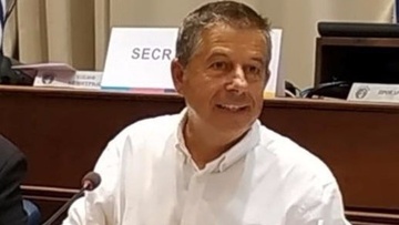 Αθανάσιος Βυρίνης: Πάμε καλά στον τουρισμό και δεν θέλουμε αναταράξεις τύπου Μυκόνου