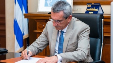 Τον περιορισμό των συνεχών διαδηλώσεων των αρνητών των εμβολίων ζητά ο Περιφερειάρχης