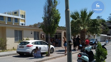 Περιμέναν με τις ώρες στην ουρά για τα rapid test που τελικά δεν έγιναν...! 
