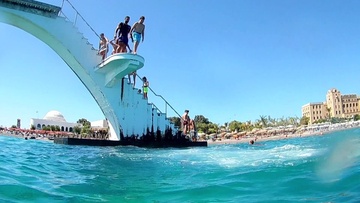 Ατύχημα με 17χρονο  στο Τραμπολίνο της Ρόδου - στη δικαιοσύνη προσέφυγαν οι γονείς του