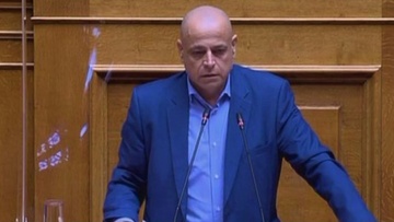 Ν. Σαντορινιός: "Το ανεπαρκές «επιτελικό» κράτος του κ. Μητσοτάκη, κατέρρευσε στις πλάτες χιλιάδων πυρόπληκτων"