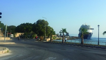Οι κίνδυνοι στους δρόμους για οδηγούς και πεζούς