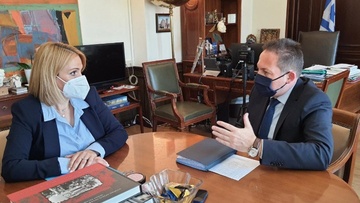 Μίκα Ιατρίδη: Με 2.500.000 ευρώ χρηματοδοτεί το Υπουργείο Εσωτερικών το πρόγραμμα ηλεκτροκίνησης του Δήμου Ρόδου και της Δημοτικής Επιχείρησης Συγκοινωνιών ΡΟΔΑ
