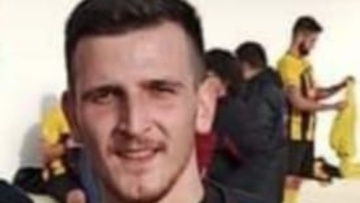 Ο Γιώργος Γιακουμάκης  στον Άγιο Γεώργιο