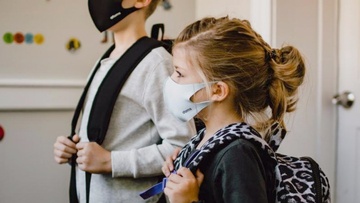 Νέα σχολική χρονιά: Πότε προβλέπεται τηλεκπαίδευση, τι γίνεται με τις απουσίες