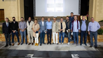 Γ. Σάββενας: Η “Επανάσταση” του Ωραίου