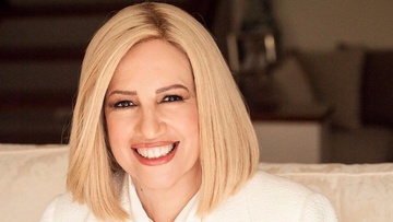 Φώφη Γεννηματά: Αξιοπρέπεια και χαμόγελο για τα δεινά της ζωής