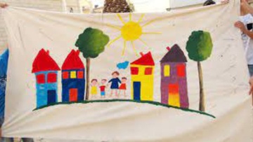 Στο παιδικό χωριό SOS δόθηκε το 6 μηνών αδελφάκι της 8χρονης από τη Ρόδο