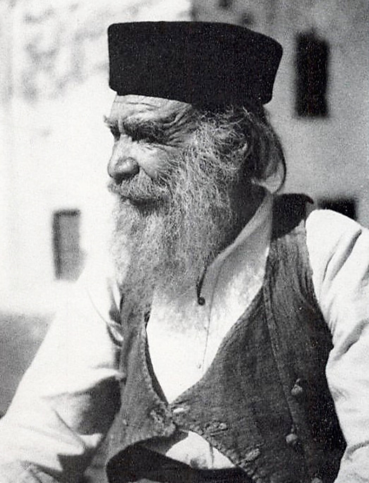 Μπονιάτης χωρικός,  χαρακτηριστικός τύπος. 20ός αιώνας, τέλος  του Μεσοπολέμου