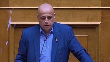 Δημοσία δαπάνη η κηδεία του Νεκτάριου Σαντορινιού