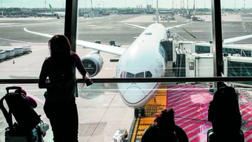 Handelsblatt: Αβεβαιότητα στον ελληνικό τουρισμό φέρνει η Όμικρον