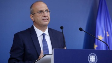 Γ. Οικονόμου: «Οι ανεμβολίαστοι δεν θα έχουν πρόσβαση σε εκδηλώσεις τα Χριστούγεννα»