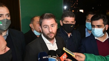 Εκλογές ΚΙΝΑΛ: Ισχυρό προβάδισμα Ανδρουλάκη - Μάχη για τη δεύτερη θέση ανάμεσα σε Παπανδρέου και Λοβέρδο