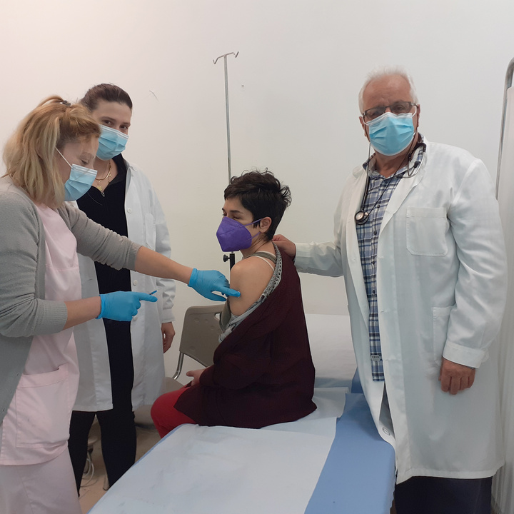 Από εμβολιασμό στο Κέντρο Υγείας Αρχαγγέλου