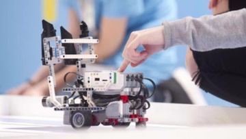 Η εκπαιδευτική ρομποτική φτάνει στη Ρόδο