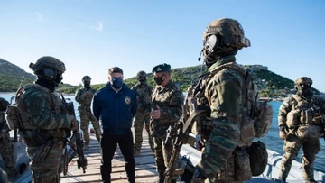 Χαρδαλιάς προς Ακάρ από το Καστελόριζο: "Είμαστε έτοιμοι όποτε χρειαστεί"