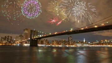 Απίστευτα πρωτοχρονιάτικα έθιμα  από 14 χώρες του κόσμου