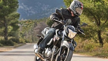 Τον εντόπισε η ΟΠΚΕ την Πρωτοχρονιά στη Ρόδο να οδηγεί μοτοσικλέτα με... κλεμμένο κινητήρα! 
