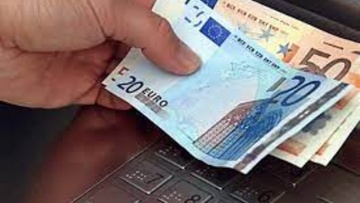 Εκτακτη ενίσχυση 400 εκατ. ευρώ στα νοικοκυριά τον Ιανουάριο