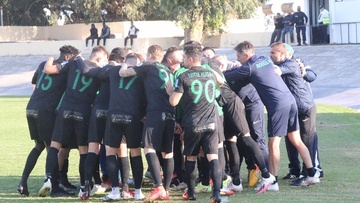 Η «όμικρον» σαρώνει τη Super League 2