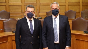 Οι προτάσεις του Μάνου Κόνσολα για μια ουσιαστική μεταρρύθμιση στην αυτοδιοίκηση και για την ενίσχυση των νησιωτικών δήμων