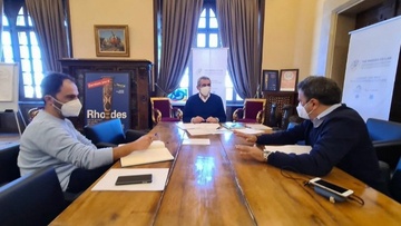 Διακόσια είκοσι δύο αρχεία ο φάκελος του Εθνικού Θεάτρου που συνέταξε  και υπέβαλε ο Δήμος Ρόδου στο Υπουργείο Πολιτισμού