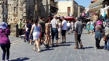 Βασίλης Κικίλιας: H τουριστική περίοδος ξεκινάει την 1η Μαρτίου