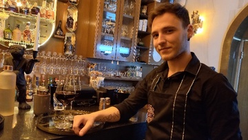 Έπιασε τον δίσκο για να βγάλει χρήματα,  να κάνει... ακαδημαϊκή καριέρα!