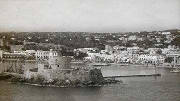 Σελίδες Ιστορίας:  Ο τελευταίος Έλληνας Πρόξενος στη Ρόδο Γ. Χριστοδούλου   περιγράφει τι έγινε στις 6 π.μ., στις 28 Οκτωβρίου 1940 και πώς πληροφορήθηκε τη σύλληψη των Ελλήνων υπηκόων