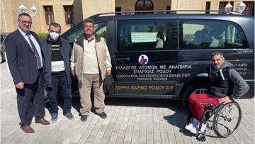 Δωρεά αυτοκινήτου στον σύλλογο Ατόμων Με Αναπηρία της Ρόδου