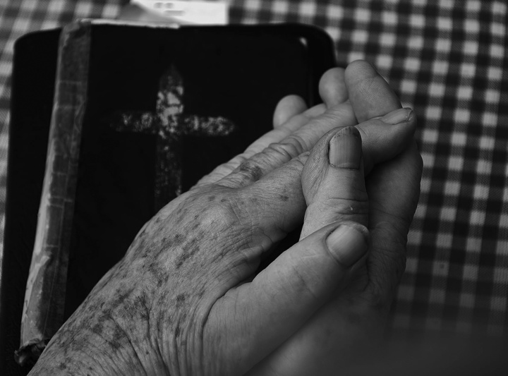 Χριστίνα Κατσιμπράκη - Πίστη