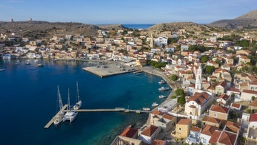 Εγκρίθηκε η δημοπράτηση προμήθειας νέας πλωτής εξέδρας για το λιμάνι της Χάλκης