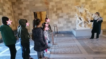 Εκπαιδευτική επίσκεψη μαθητών Ρομά στο Παλάτι του Μεγάλου Μαγίστρου