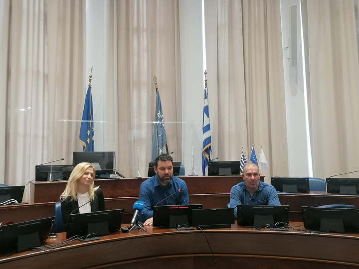 Από αριστερά, η κα Τρυποσκούφη, ο κ. Κολιάδης και ο κ. Θεοδώρου
