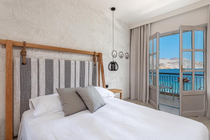 “Pedi Beach Hotel” στη Σύμη