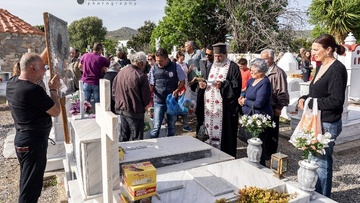 Η μεταφορά της εικόνας  της Παναγιάς Σκιαδενής στην Κατταβιά