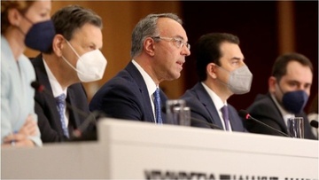 Τον Ιούνιο η επιστροφή του 60% των επιπλέον επιβαρύνσεων των νοικοκυριών