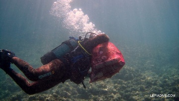 Υποθαλάσσιος καθαρισμός του κόλπου του Αγίου Παύλου στη Λίνδο