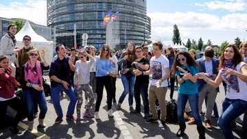 2022: Ευρωπαϊκό έτος νεολαίας  - δράσεις και ευρωβαρόμετρο