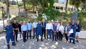 Στην Ζιά της Κω ο υπουργός Χρήστος Στυλιανίδης για το σχέδιο διαφυγής σε περίπτωση πυρκαγιάς