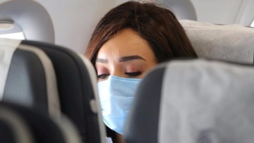 Προαιρετική και όχι υποχρεωτική από 1η Ιουνίου η μάσκα προστασίας στις αεροπορικές μετακινήσεις