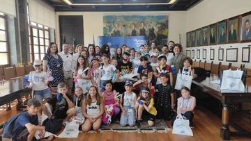 Επίσκεψη μαθητών και εκπαιδευτικών του 18ου Δημοτικού Σχολείου Ρόδου στο Δημαρχείο