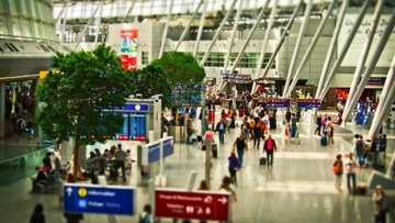 Τί απέγινε το προσωπικό σε αεροδρόμια και αεροπλάνα;