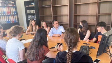 Αντώνης Γιαννικουρής, πρόεδρος ΤΕΕ: "Η συνεργασία και το αποτέλεσμα της πρωτιάς των μαθητών του 3ου ΓΕΛ Ρόδου, διδάσκει όλους μας"