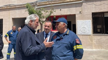 Ιωάννης Παππάς: Ενίσχυση της πυροσβεστικής δύναμης στη Ρόδο - Δημιουργία Πυροσβεστικού Κλιμακίου στη Σύμη