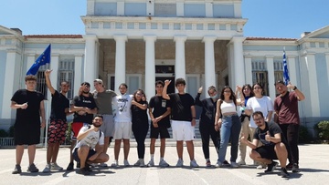 Τίτλοι τέλους με νέα αρχή…