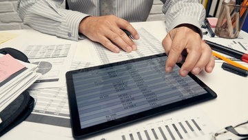 Για ψευδή αποδοχή τιμολογίων καταδικάστηκε 44χρονος