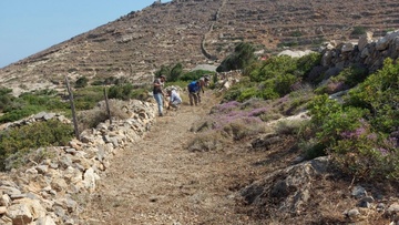 Άρχισαν οι εργασίες διάνοιξης και σήμανσης των περιπατητικών μονοπατιών της Η.Ν. Κάσου