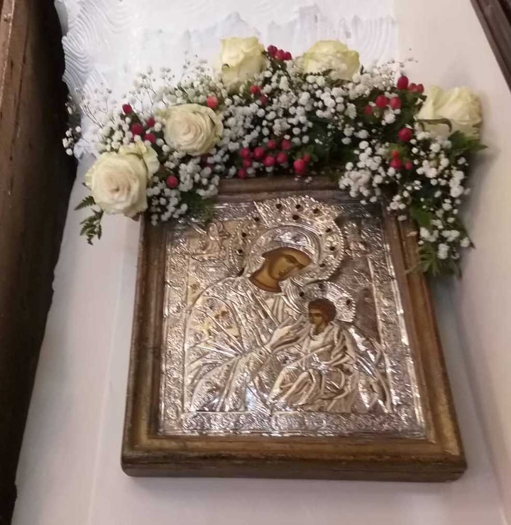 Η Παναγία η Καμαριανή