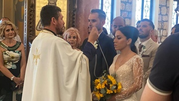 Στο «κλαμπ των παντρεμένων» ο Τάσος Γιαννουκάς